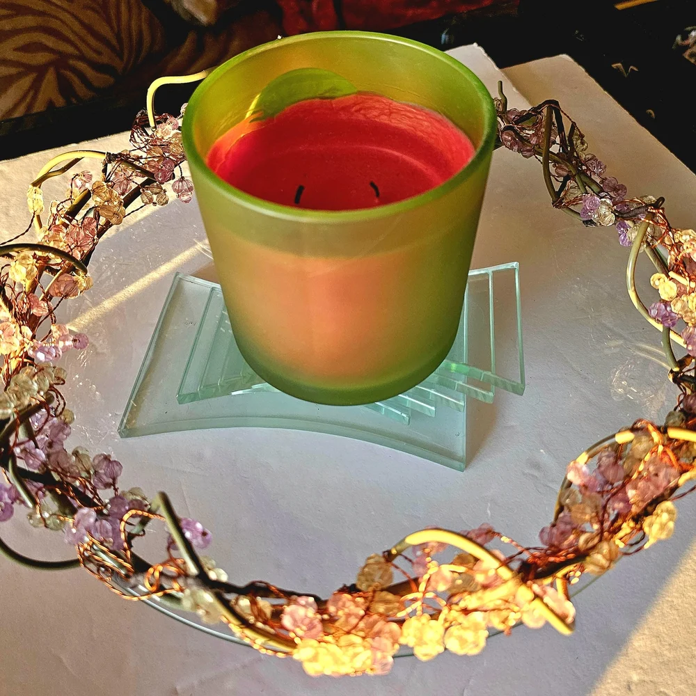 PartyLite Cream Candle with Pink and Gold Accents - Picture 2 of 9